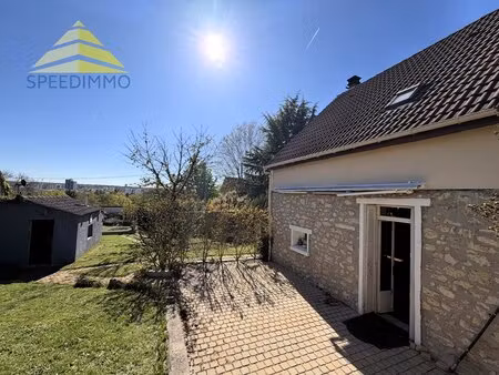 maison familiale au cœur d’un environnement privilégié
