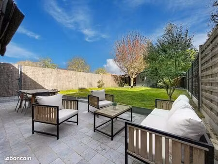 maison 3 pièces 80 m²