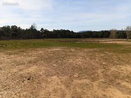 terrain agricole de 14000m2 a 5 minute du lac du salagou coter octon entre clermont heraul