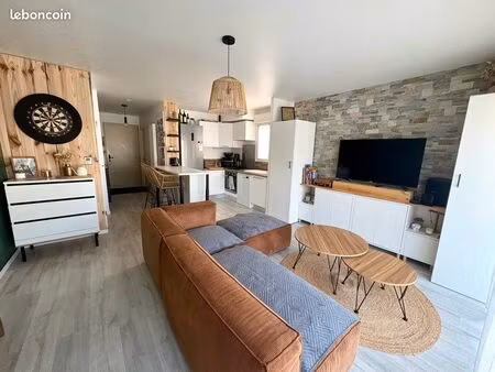 maison sous décennale – bordeaux 9 min  jardin et parking