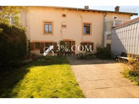 maison 7 pièces 165 m²