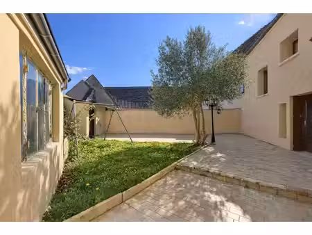 maison 150 m² et comble supplémentaire de 80 m² grand volume 4 chambres garage