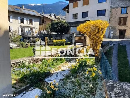 appartement 4 pièces 84 m²