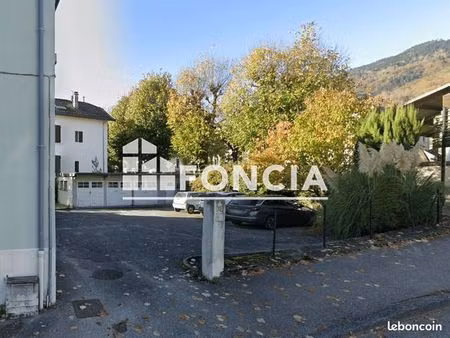 parking 20 m² allevard