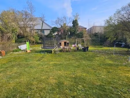 terrain 710 m² asfeld