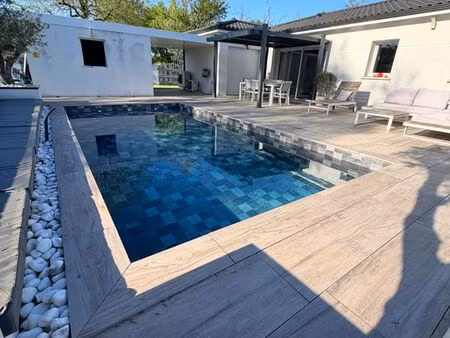 maison familiale avec piscine - 106 m² - terrain 997 m²