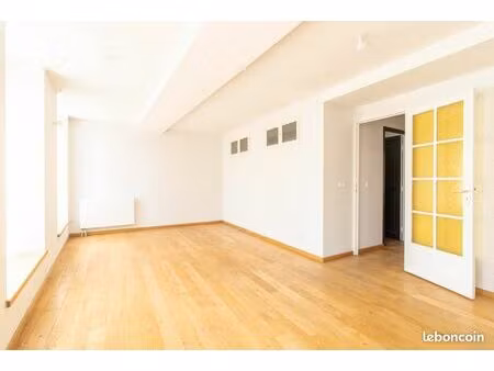 appartement 3 pièces 67 m²