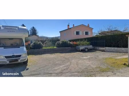 loue emplacements parking cruas (07)