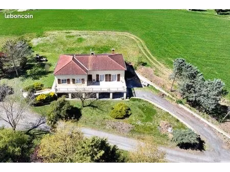 maison rénovée 150m² - 4 ch climatisées - terrasses 200m²