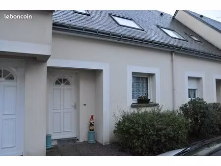 maison mitoyenne t3 hyper centre plerin