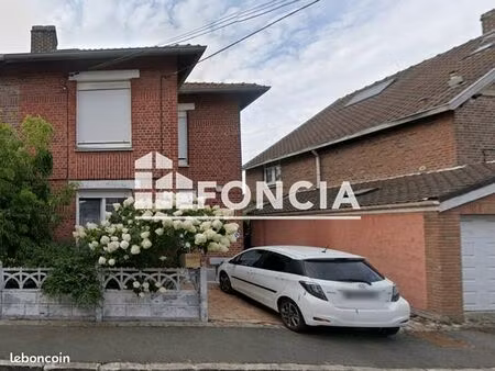 maison de ville 6 pièces 105 m²