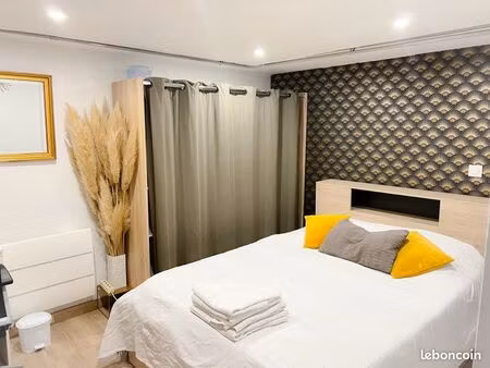 ? location longue durée – t2 en sous-sol aménagé (maison familiale)