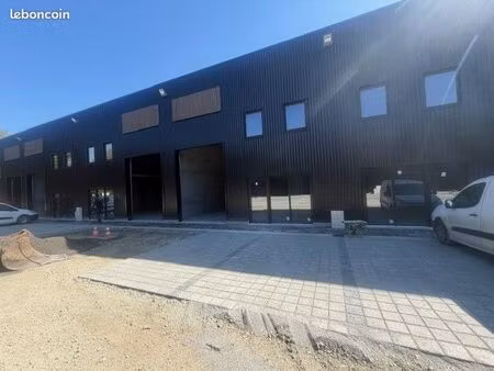 cellule brut de béton emplacement prémium