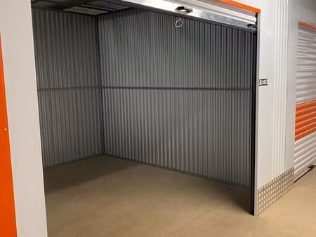 box de stockage / garde-meuble / cartons