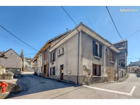 maison de village 3 pièces 51 m²