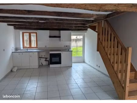 maison à louer sur la mothe st heray