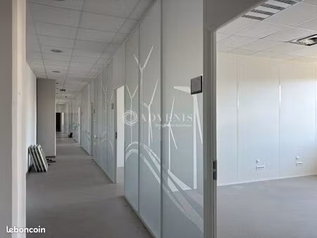 bureaux 350 m²