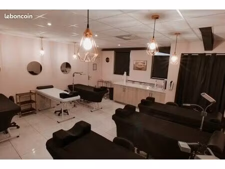 location local professionnel 33 m² – haut standing