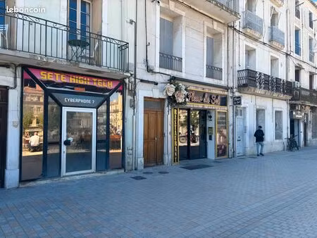 local commercial 65m2 - centre-ville sète – fort passage - sauf restauration