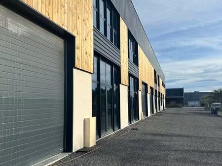 a louer - espaces de stockage modulables