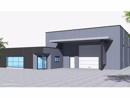 local 400 m² lons-le-saunier
