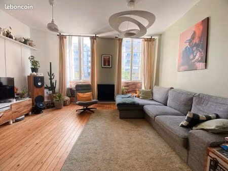 maison de ville avec terrasse- quartier judaïque