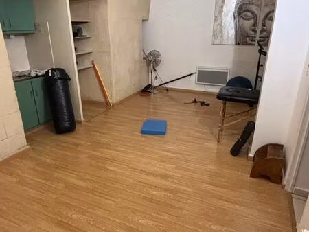 à louer local professionnel / commercial