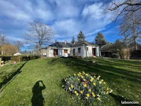 propriété 5 pièces 109 m²