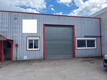 local 240 m² la talaudiere