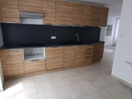 centre craponne  t3 duplex  état neuf