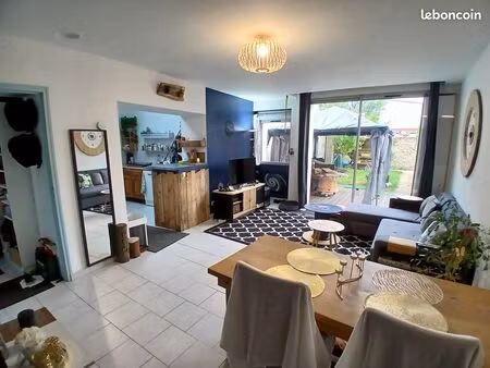 maison de ville - charme et atypique