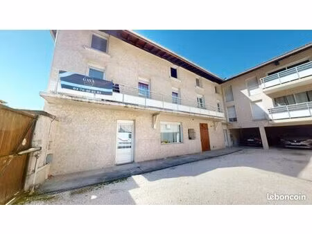 maison de village 6 pièces 244 m²
