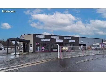 local d'activité 1 460 m²