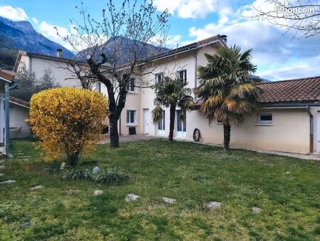 maison et dépendance 5 pièces 165m2