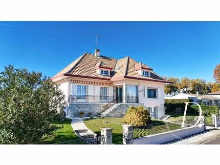 maison individuelle de charme 263 m² d'élégance et d'op