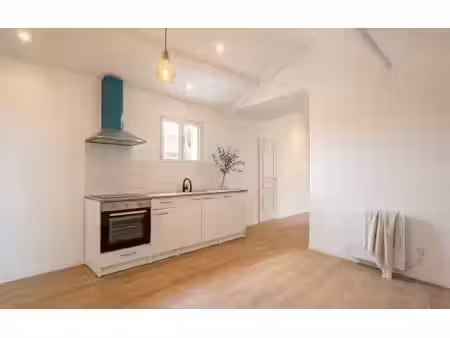 location appartement  m² t-3 à persan  890 €