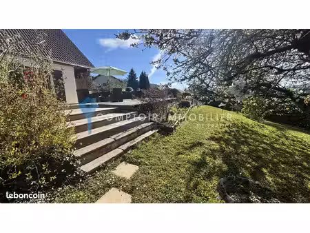 villa 5 pièces 98 m²