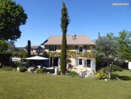 maison 5 pièces 126 m²