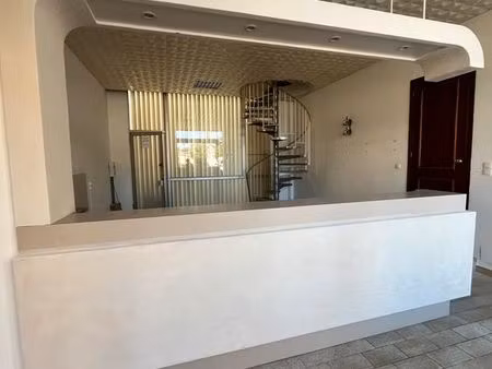 local commercial a louer