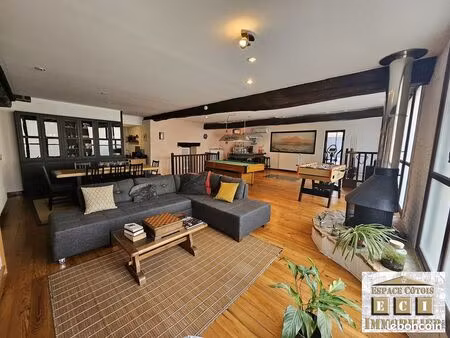 maison 8 pièces 240 m²