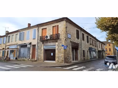vente immeuble à vic-fezensac (32190)  150 000 €
