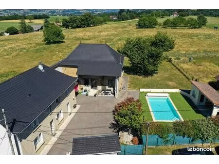 maison 12 pièces 300 m²