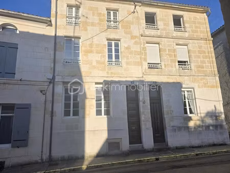 vente immeuble 10 pièces 226 m² à jonzac (17500)  125 000 €