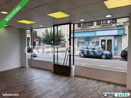 local commercial 110 m² bourgoin-jallieu