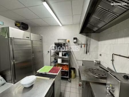 local commercial 160 m²