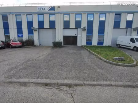 local d'activite 172 m² saint quentin fallavier