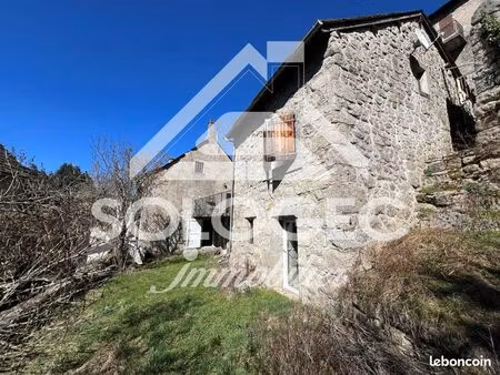 maison de village 10 pièces 150 m²