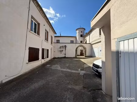 appartement dans l’ancien château du sardon