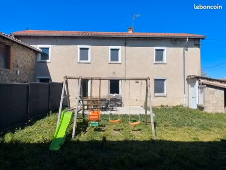 maison a louer a saint just la pendue