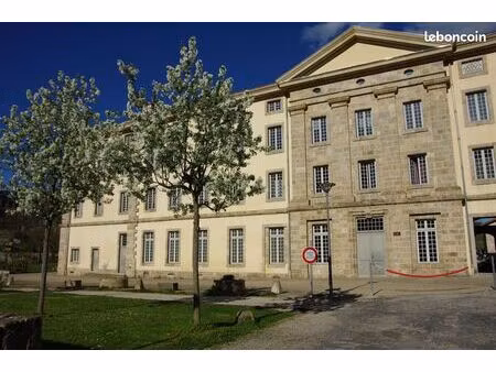 a vendre très bel appartement de 5 pièces